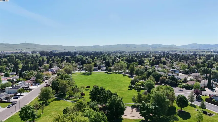 5296 Theresa Way, Livermore, California 94550-2341