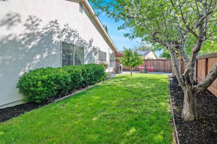 5296 Theresa Way, Livermore, California 94550-2341