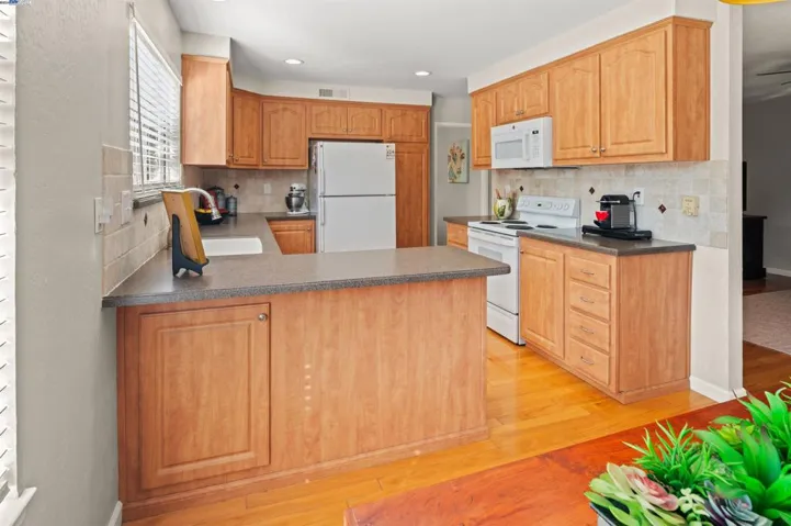 5296 Theresa Way, Livermore, California 94550-2341