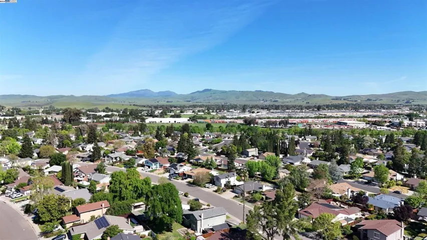5296 Theresa Way, Livermore, California 94550-2341
