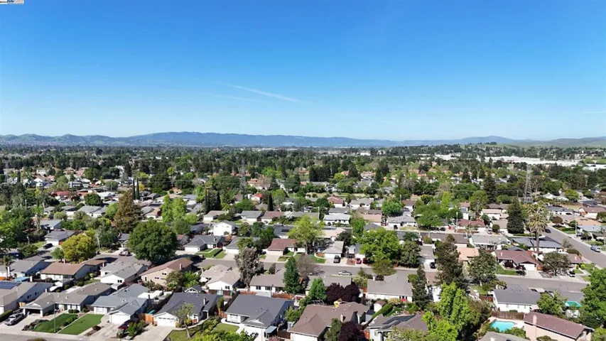 5296 Theresa Way, Livermore, California 94550-2341