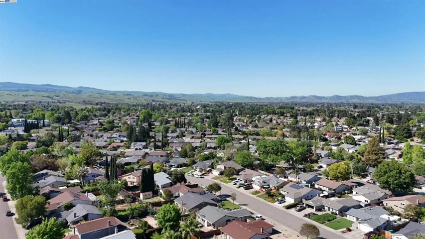 5296 Theresa Way, Livermore, California 94550-2341