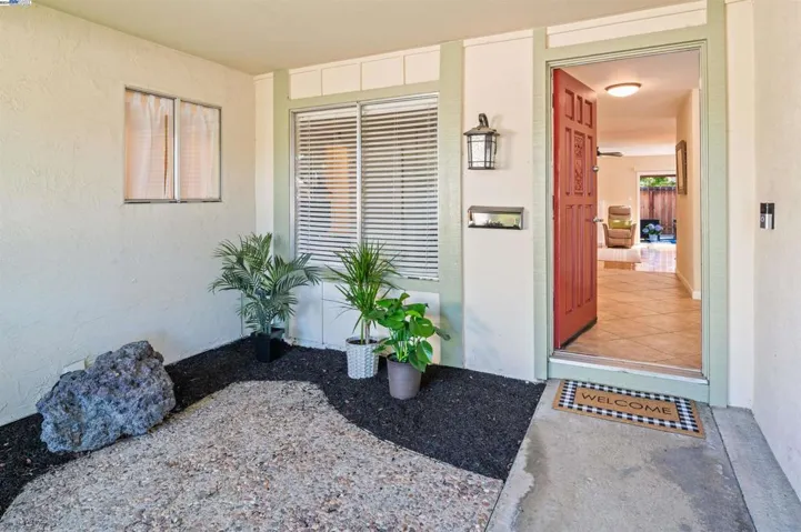 5296 Theresa Way, Livermore, California 94550-2341