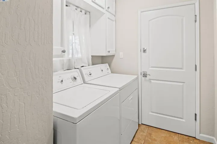 5296 Theresa Way, Livermore, California 94550-2341
