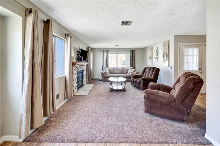 43015 22nd Street W, Lancaster, California 93536