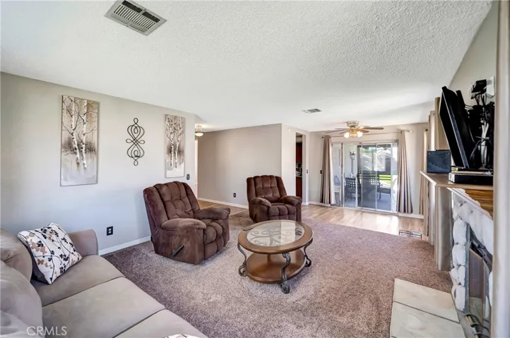 43015 22nd Street W, Lancaster, California 93536