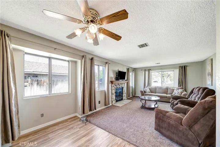 43015 22nd Street W, Lancaster, California 93536
