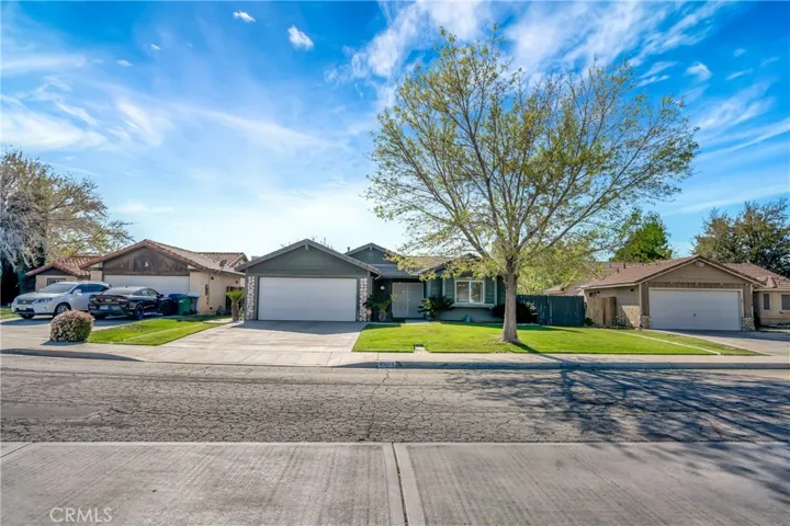 43015 22nd Street W, Lancaster, California 93536