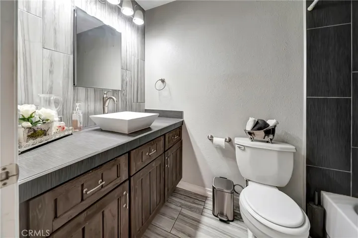 43015 22nd Street W, Lancaster, California 93536