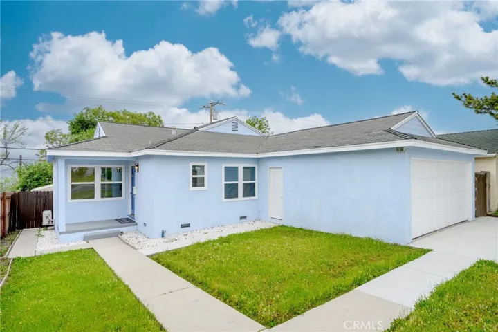 3024 Fairesta Street, La Crescenta, California 91214
