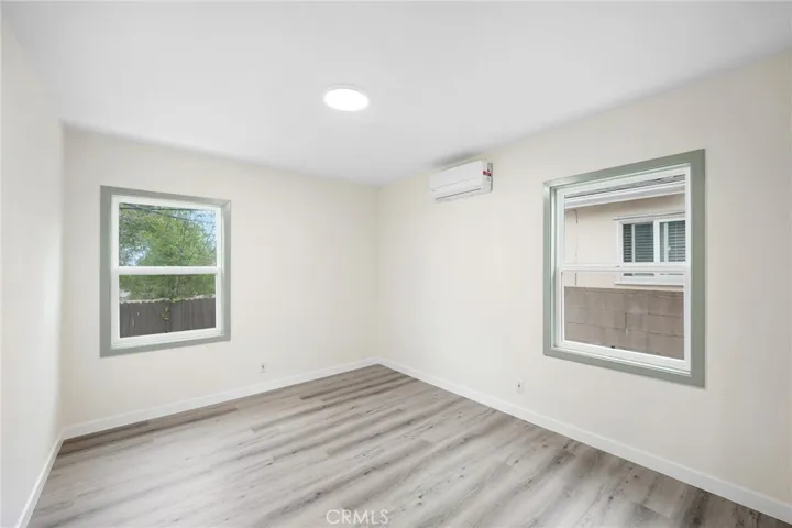 3024 Fairesta Street, La Crescenta, California 91214