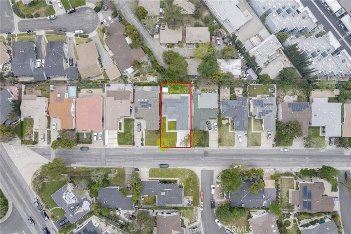 3024 Fairesta Street, La Crescenta, California 91214