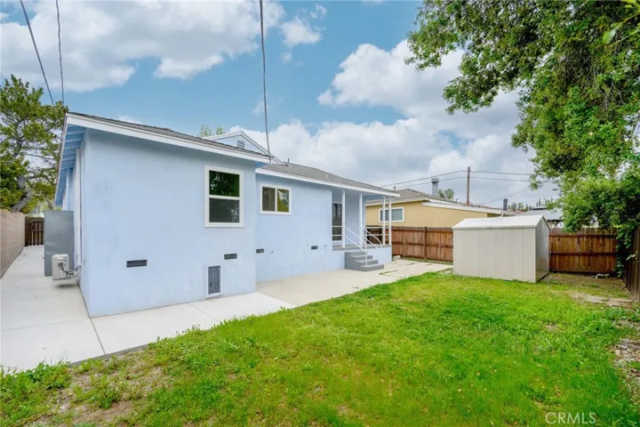 3024 Fairesta Street, La Crescenta, California 91214