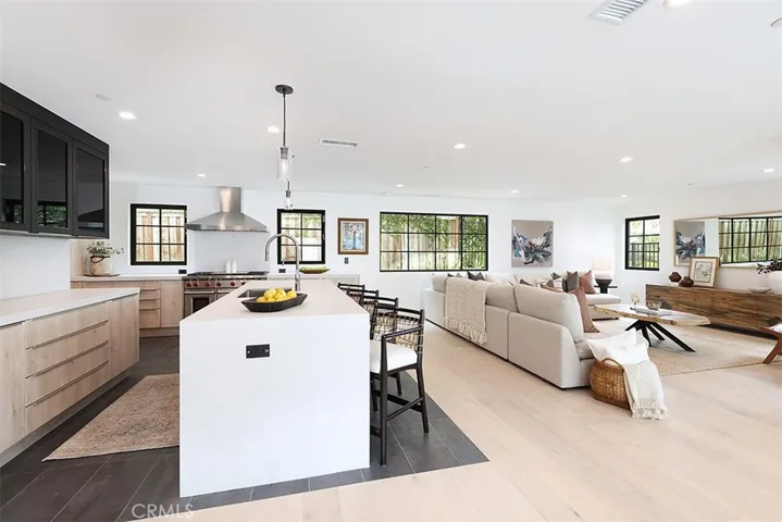 2207 Port Harwick Place, Newport Beach, California 92660