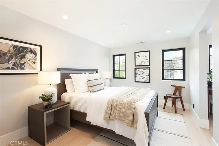 2207 Port Harwick Place, Newport Beach, California 92660