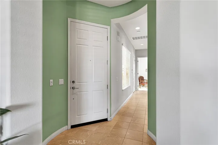 10275 Lakeshore Drive, Apple Valley, California 92308