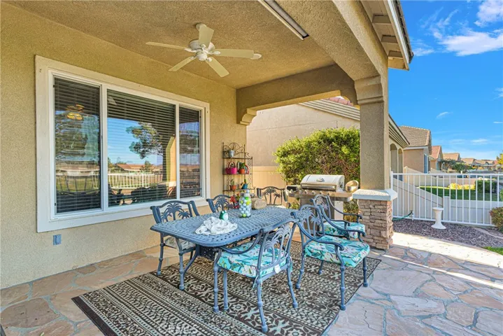 10275 Lakeshore Drive, Apple Valley, California 92308