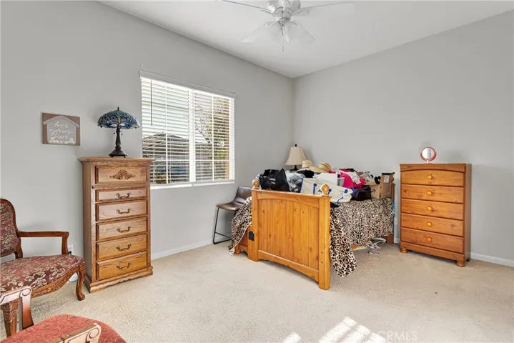 10275 Lakeshore Drive, Apple Valley, California 92308