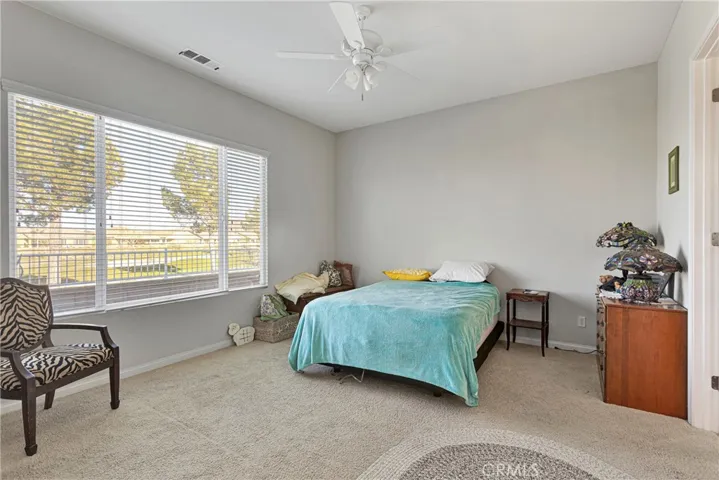 10275 Lakeshore Drive, Apple Valley, California 92308