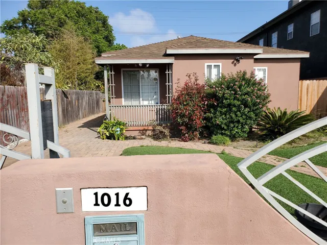 1016 Palms Boulevard, Venice, California 90291