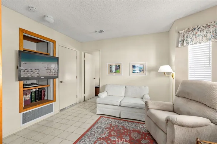 5218 Long Cove Road, Banning, California 92220