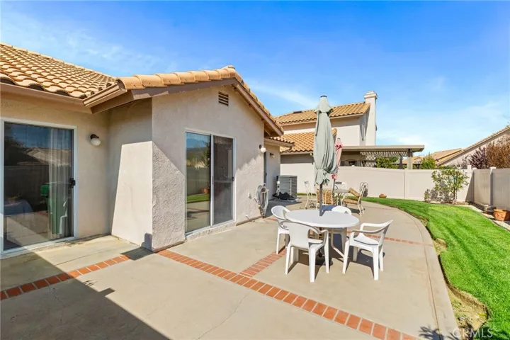 5218 Long Cove Road, Banning, California 92220