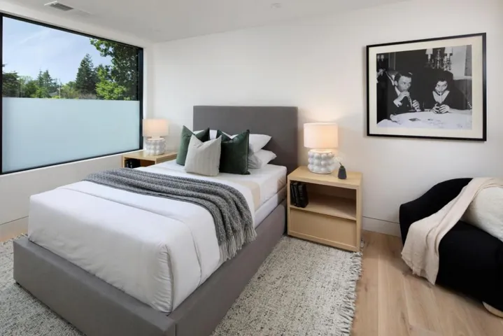 1144 Forest Avenue, Palo Alto, California 94301