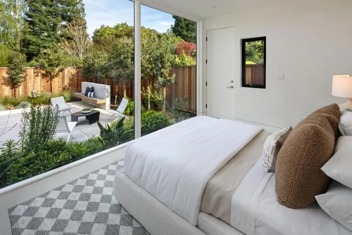 1144 Forest Avenue, Palo Alto, California 94301