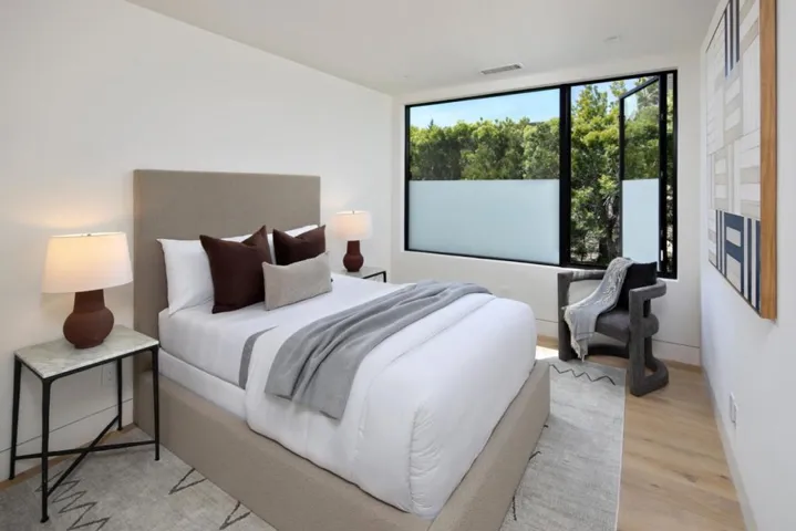 1144 Forest Avenue, Palo Alto, California 94301