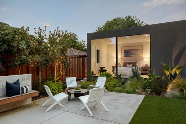 1144 Forest Avenue, Palo Alto, California 94301