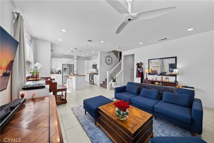 58 Wild Rose, Lake Forest, California 92630