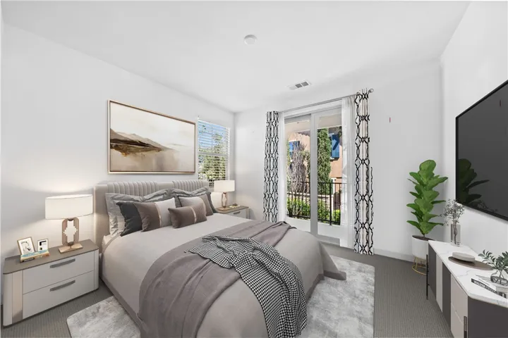 Upstairs Guest Bedroom *Virtually Staged