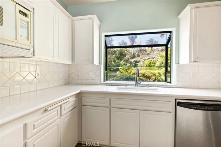 30616 Kristin Court, Redlands, California 92373