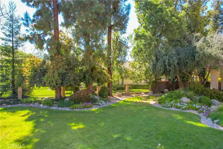 30616 Kristin Court, Redlands, California 92373