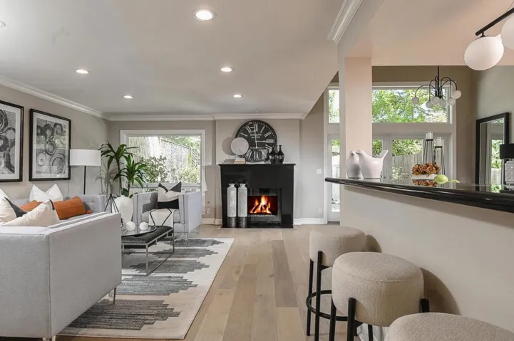 122 Calle Larga, Los Gatos, California 95032