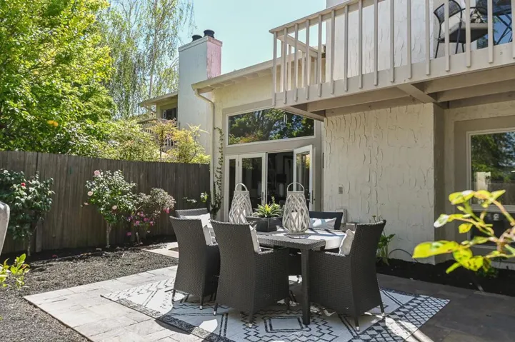 122 Calle Larga, Los Gatos, California 95032