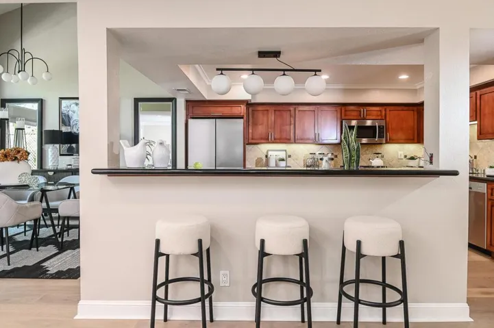 122 Calle Larga, Los Gatos, California 95032