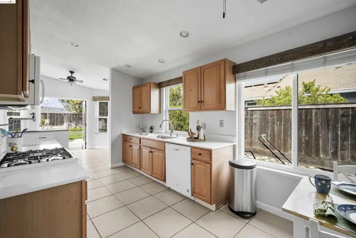 4317 Sequoia Dr, Oakley, California 94561