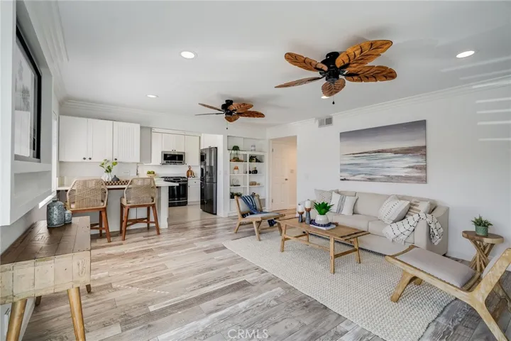 1404 Buena Vista B, San Clemente, California 92672