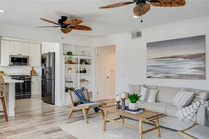 1404 Buena Vista B, San Clemente, California 92672