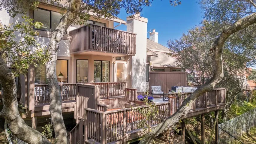 1661 Sugarloaf Drive, San Mateo, California 94403