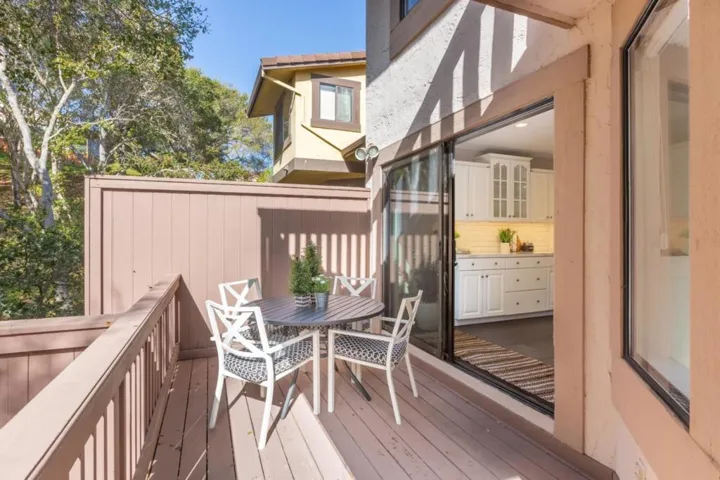 1661 Sugarloaf Drive, San Mateo, California 94403