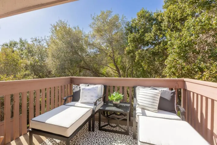 1661 Sugarloaf Drive, San Mateo, California 94403