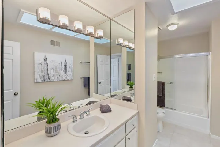 1661 Sugarloaf Drive, San Mateo, California 94403
