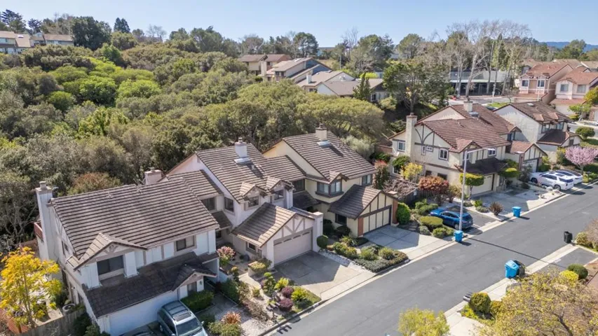 1661 Sugarloaf Drive, San Mateo, California 94403