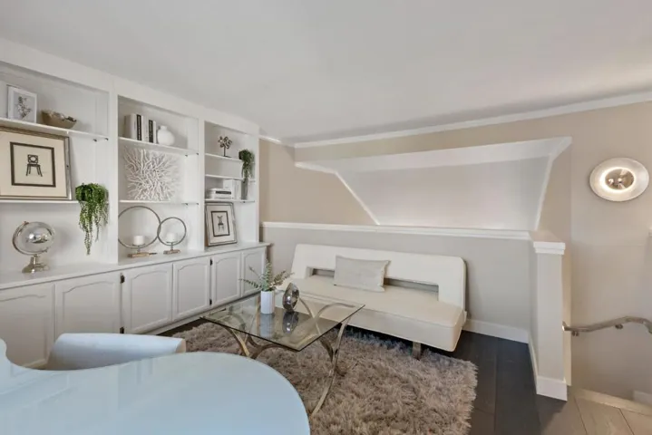 1661 Sugarloaf Drive, San Mateo, California 94403