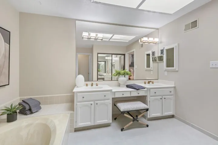 1661 Sugarloaf Drive, San Mateo, California 94403