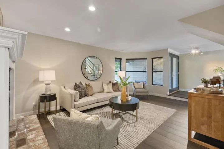1661 Sugarloaf Drive, San Mateo, California 94403