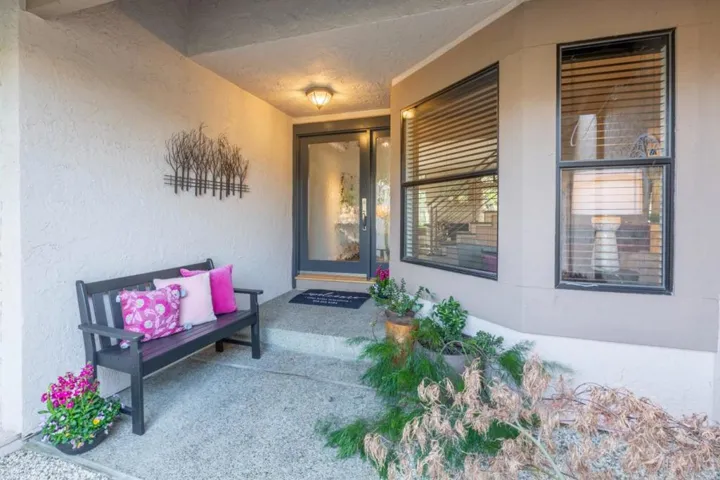 1661 Sugarloaf Drive, San Mateo, California 94403