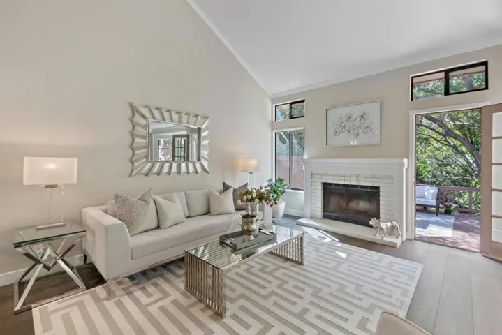 1661 Sugarloaf Drive, San Mateo, California 94403